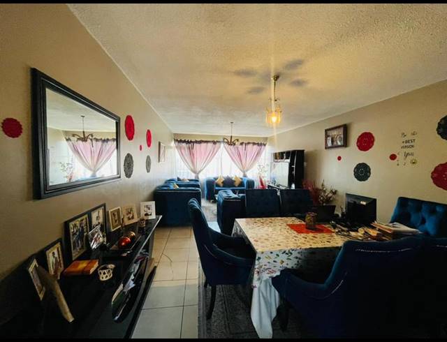 2 BEDROOM APARTMENT FOR SALE IN BENONI CENTRAL
